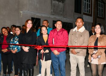 Inauguran 65 luminarias en la colonia Sonora en SCLC