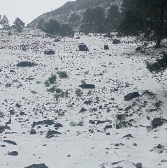 Suspenden ascenso y descenso al volcán Tacaná por lluvias y granizada