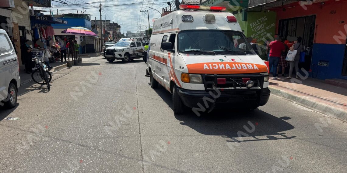 Menor resulta lesionada tras ser atropellada por un taxi en Tapachula