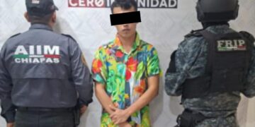 Aprehenden a presunto responsable de trata en Tapachula: FGELa denuncia de su esposa por violencia familiar permitió descubrir una red de captación de jóvenes