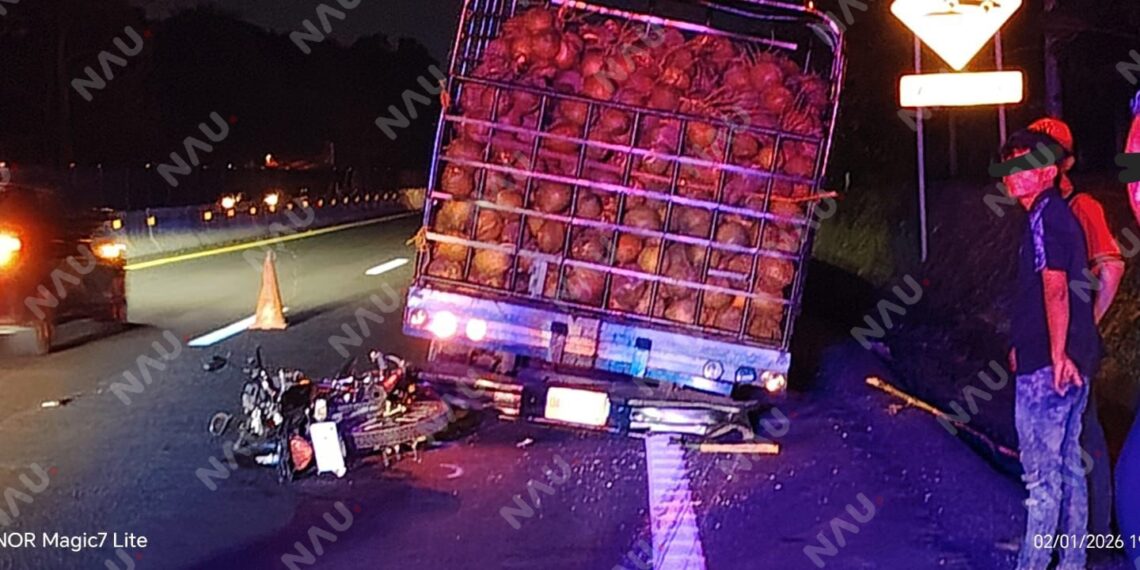 Motociclista resulta gravemente lesionado tras choque en la carretera costera