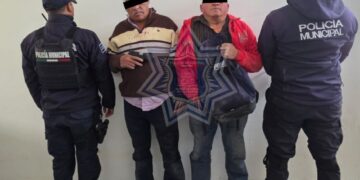 Policía Municipal detiene a dos presuntos responsables de robo en San Cristóbal