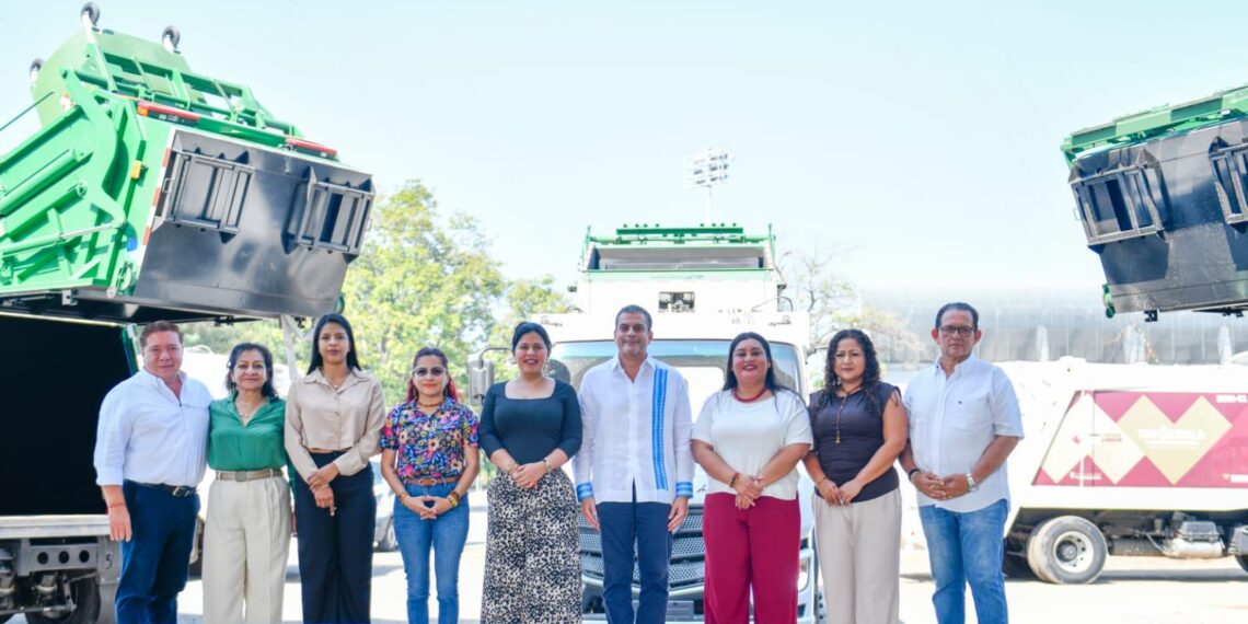 TAPACHULA ENTREGA UNIDADES NUEVAS PARA RECOLECCIÓN DE BASURA