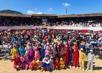 Festival de Reyes llena de alegría a la niñez sancristobalense