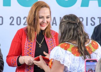 Becas Rosario Castellanos fortalecen la alfabetización y el desarrollo social en San Cristóbal