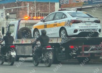 Detiene SMyT otro taxi más operaba con la App no autorizada de Eiby