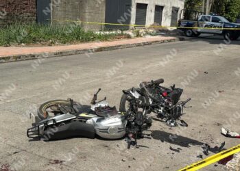 Colisionan dos motociclistas en el camino a La Pita; uno fallece y otro resulta lesionado