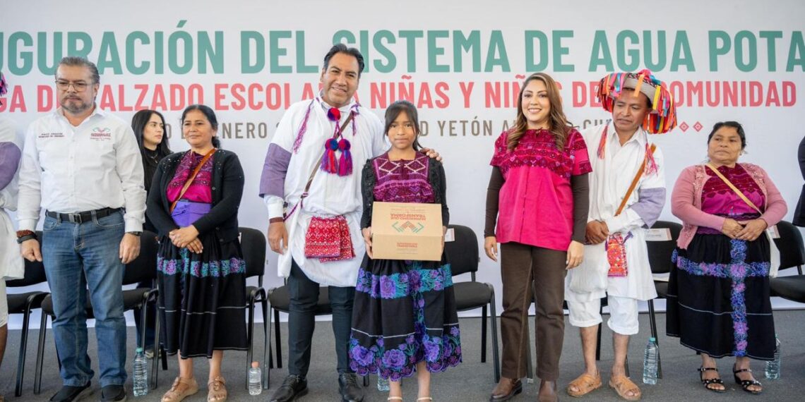 Eduardo Ramírez impulsa alfabetización e infraestructura social y educativa en Santiago El Pinar y Aldama