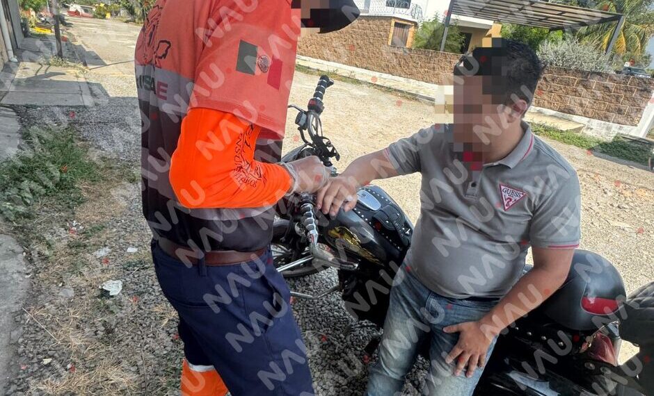 Motociclista resulta lesionado tras accidente en el bulevar Akishino, en Tapachula