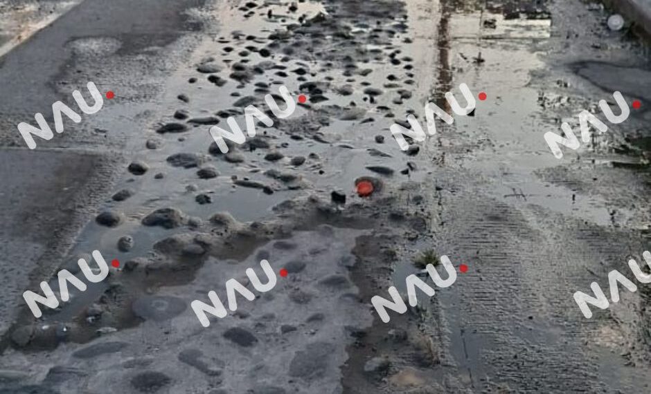 Denuncian fuga de agua potable en colonia Benito Juárez; vecinos piden solución a COAPATAP