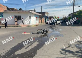 Motociclista es hospitalizado de gravedad tras ser embestido por camión de carga en Tapachula