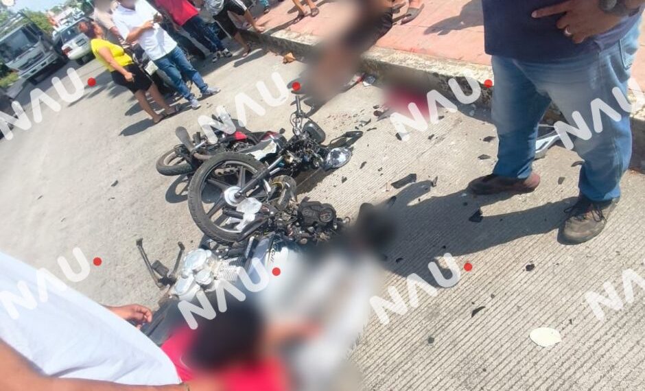 Colisionan dos motociclistas en el camino a La Pita; Grupo CARCH brinda auxilio