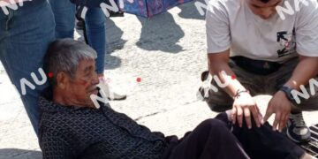 Adulto mayor es embestido por transporte público en el primer cuadro de Tapachula