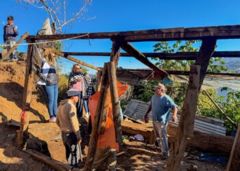 Inicia Ayuntamiento y DIF municipal de San Cristóbal con la construcción de vivienda digna para ocho menores en Selva Natividad 1