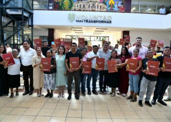 Ayudamos a cumplir sueños y a construir futuro”: Yamil Melgar