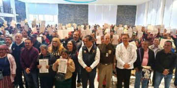 Entregan 160 actas de naturalización a guatemaltecos en Chiapas; fortalecen política migratoria humanista