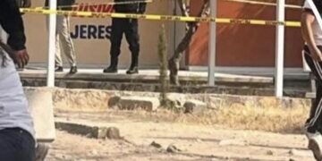 Emergencia en Suchiapa: Estudiante de 16 años da a luz en sanitarios de su preparatoria