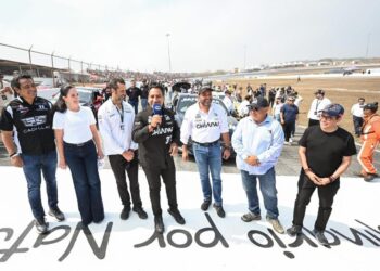Eduardo Ramírez dio el banderazo de arranque de la Súper Copa Roshfrans 2026