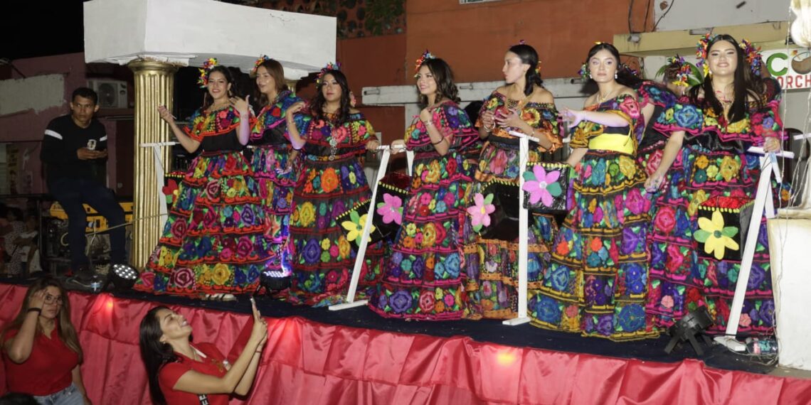 CON ESPECTACULAR DESFILE INICIA LA EXPO FERIA TAPACHULA 2026