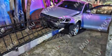 Choque entre dos vehículos en Tapachula deja daños materiales; no hubo lesionados