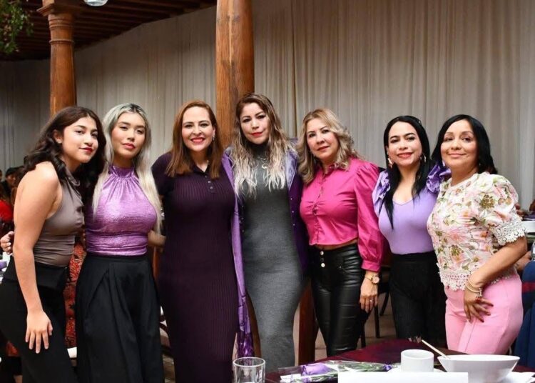 Mujeres de San Cristóbal refrendan respaldo a la alcaldesa Fabiola Ricci en el Día Internacional de la Mujer