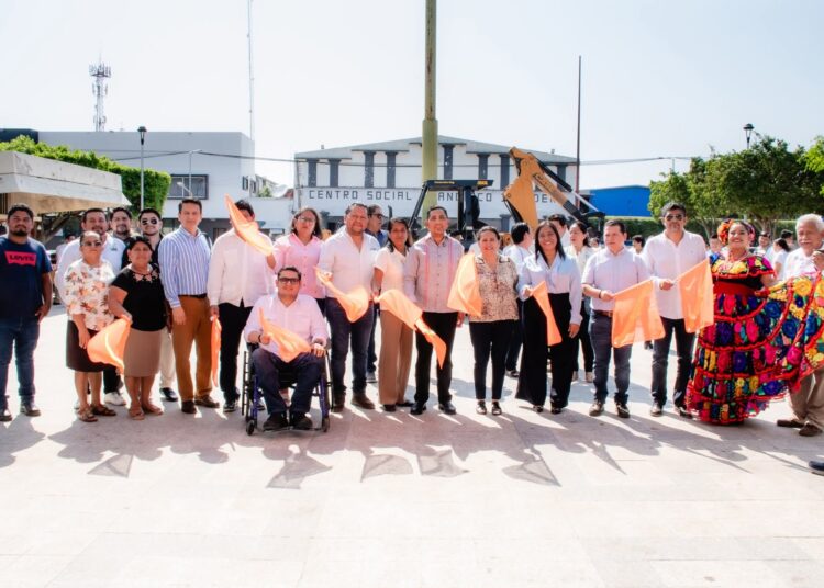 Inicia la remodelación del Parque Central de Suchiate