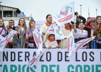 Eduardo Ramírez impulsa la prosperidad de Chanal con programas alimentarios y obras sociales