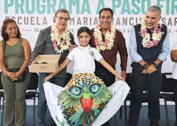 Reafirma Eduardo Ramírez su compromiso con la educación y el bienestar de estudiantes de Tuxtla Gutiérrez