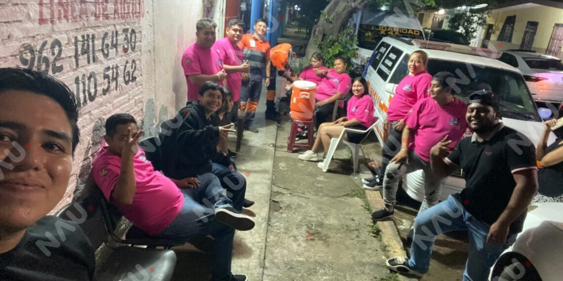 Reconocen labor de paramédicos con gesto solidario en instalaciones de SAE