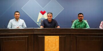 Tapachula no se detiene: Yamil Melgar encabeza reunión de gabinete