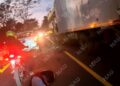 CHOQUE POR ALCANCE ENTRE TRÁILERES DEJA A UN CONDUCTOR ATRAPADO EN MAPASTEPEC