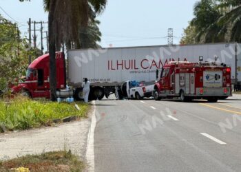 Un muerto y un lesionado en accidente sobre la carretera Tapachula–Puerto Madero