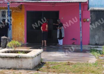 INCENDIO EN VIVIENDA DE LA COLONIA LAURELES 1 ES CONTROLADO POR BOMBEROS; INVESTIGAN POSIBLE ORIGEN TRAS DISCUSIÓN DE PAREJA