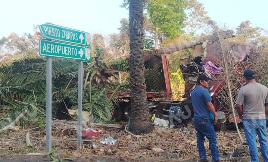 Cuatro personas lesionadas en choque sobre la carretera Tapachula–Puerto Madero