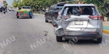 CHOQUE POR ALCANCE DEJA TRES LESIONADOS LEVES EN TAPACHULA