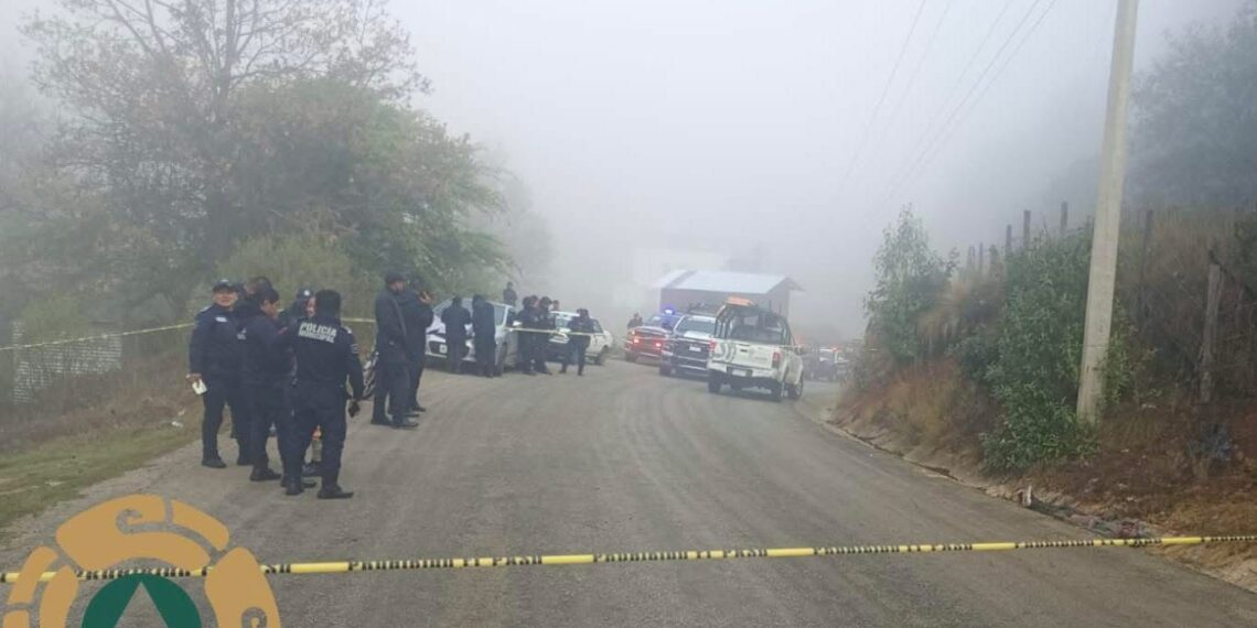 Atienden autoridades reporte de persona sin vida en la vía pública en San Cristóbal