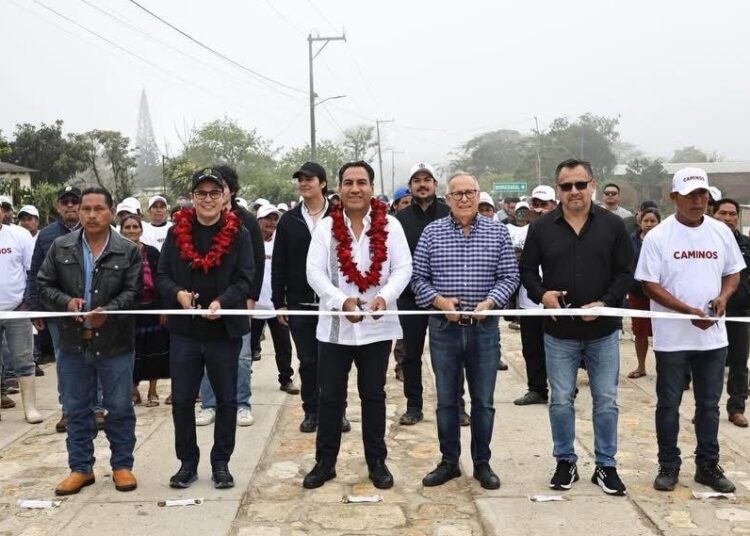 Eduardo Ramírez inaugura camino Berriozábal-Vistahermosa en beneficio de 39 mil habitantes