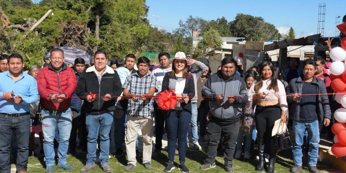Inauguran calle en Huitepec Las Palmas que fortalece el desarrollo de la Ranchería
