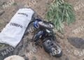 Hombre fallece tras caer con su motocicleta en obra inconclusa en Mapastepec