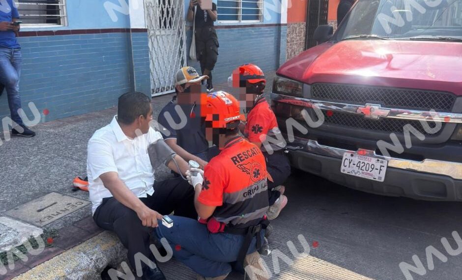 🚨 ACCIDENTE VEHICULAR DEJA TRES PERSONAS ATENDIDAS POR CRISIS NERVIOSA EN TAPACHULA
