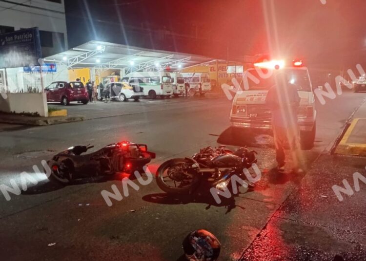 🚨 ACCIDENTE EN MOTOCICLETA DEJA MUJER LESIONADA EN TAPACHULA