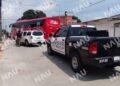 INTENTO DE REBASE PROVOCA CHOQUE ENTRE AUTOBÚS Y CAMIONETA EN TAPACHULA