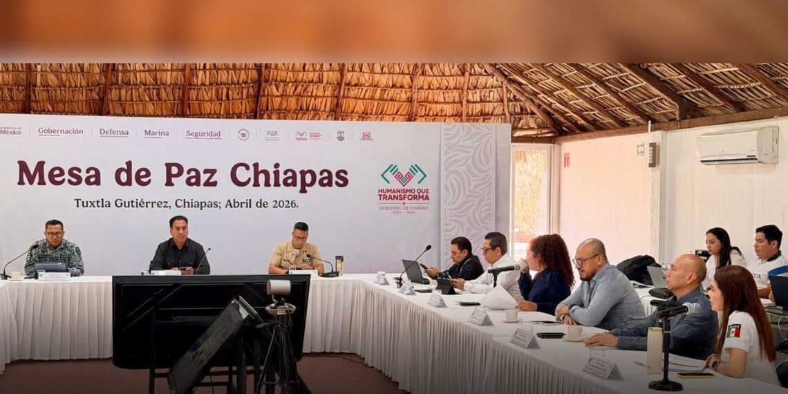 📍 El INM en Chiapas a través de la titular de la Oficina de Representación, Farah Gertrudis Cerdio Moisés, asistió a la Mesa de Construcción de Paz encabezada por el gobernador del estado Eduardo Ramírez
