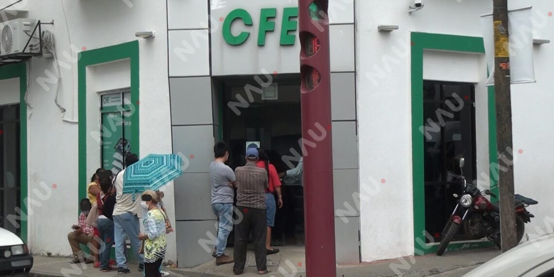 Persisten fallas eléctricas y cobros elevados; usuarios exigen respuestas a la CFE en Tapachula