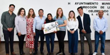 ✨En el marco del Día de las Madres, la presidenta Fabiola Ricci Diestel se reunió con las trabajadoras de la Dirección de Limpia Municipal para reconocer su invaluable labor.