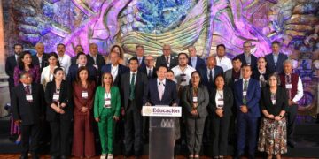 Eduardo Ramírez destaca compromiso de Mario Delgado con la educación y respalda continuidad del calendario escolar