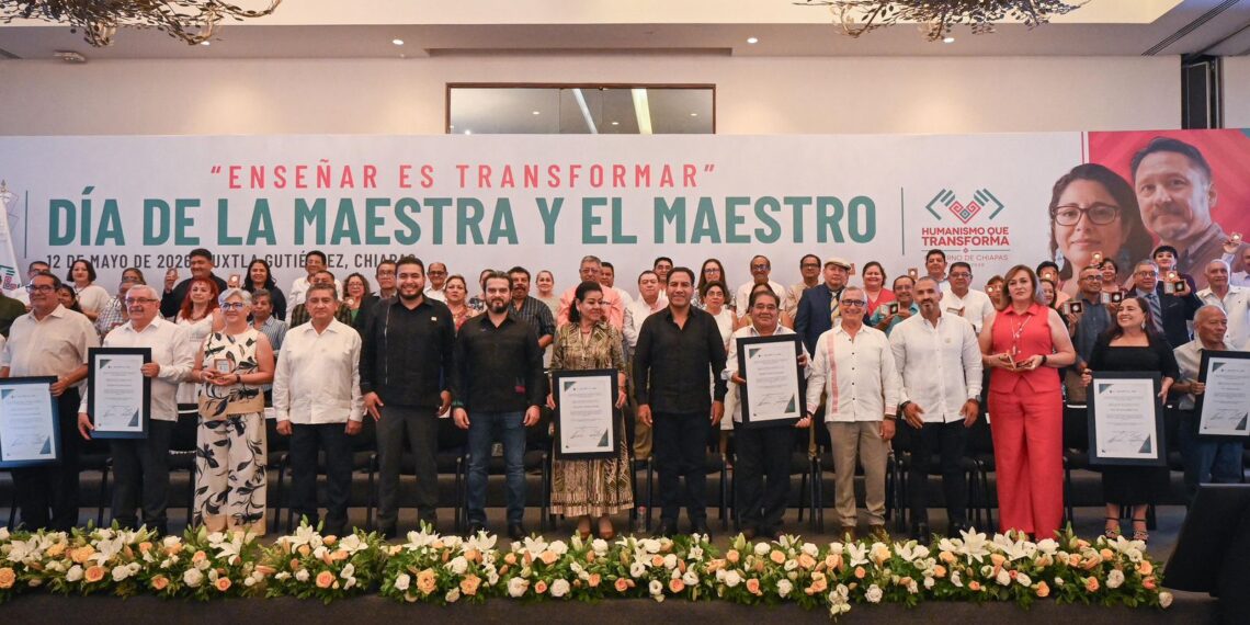 Eduardo Ramírez destaca el papel de las maestras y los maestros en la transformación de Chiapas