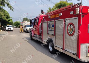 Incendio en vivienda de Tapachula moviliza a cuerpos de emergencia