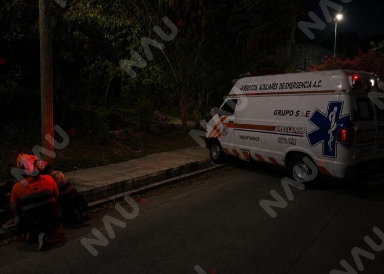 Motociclista resulta lesionado tras derrapar en la colonia Pintoresco de Tapachula