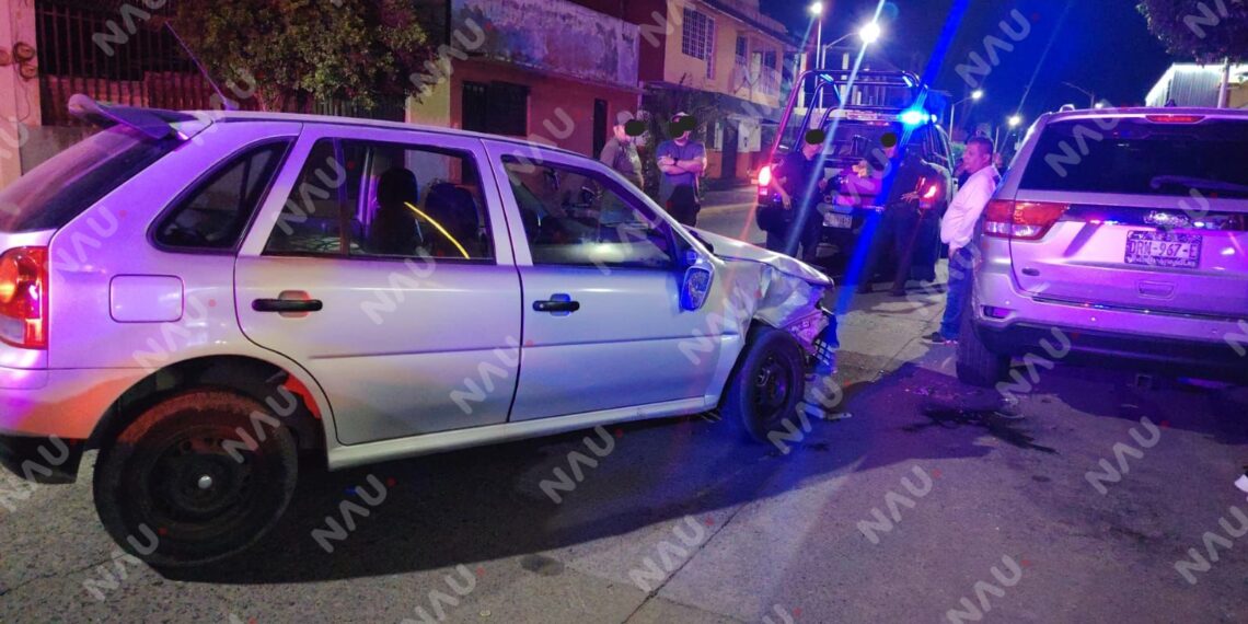 Choque por alcance deja daños materiales en la Novena Norte Par Vial
